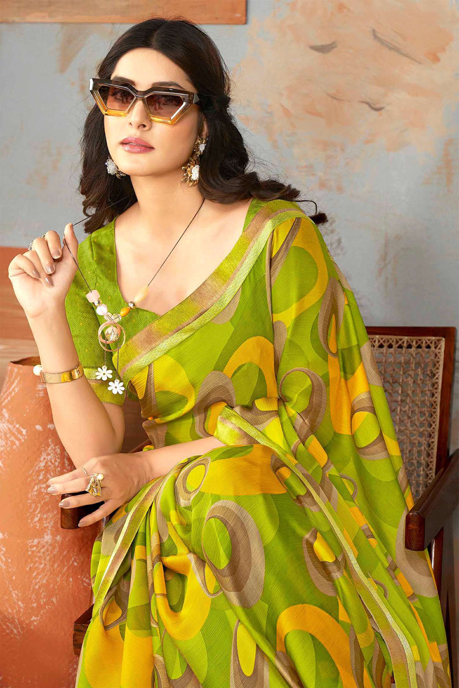 Green and Green Printed Crepe Saree - Image 2